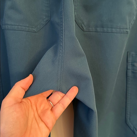 Figs Yola Scrub Pants in Caribbean Blue - Picture 3 of 5